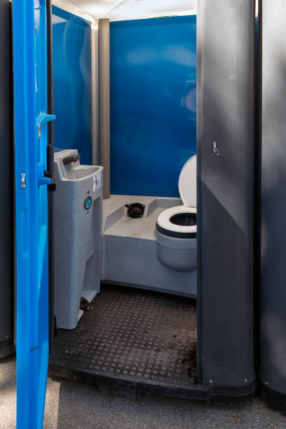 Professional porta potty rental in Lacon, IL