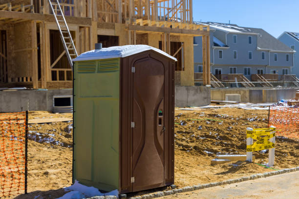 Porta potty rental for outdoor events in Lacon, IL