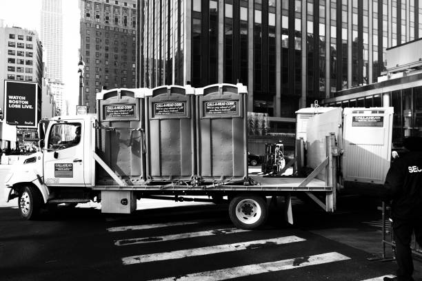 Portable restroom solutions in Lacon, IL
